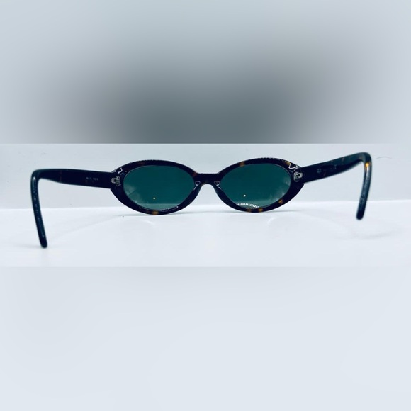 Vintage Ray Ban RB2110 Tortoise Oval Sunglasses Frames Only - Picture 5 of 7